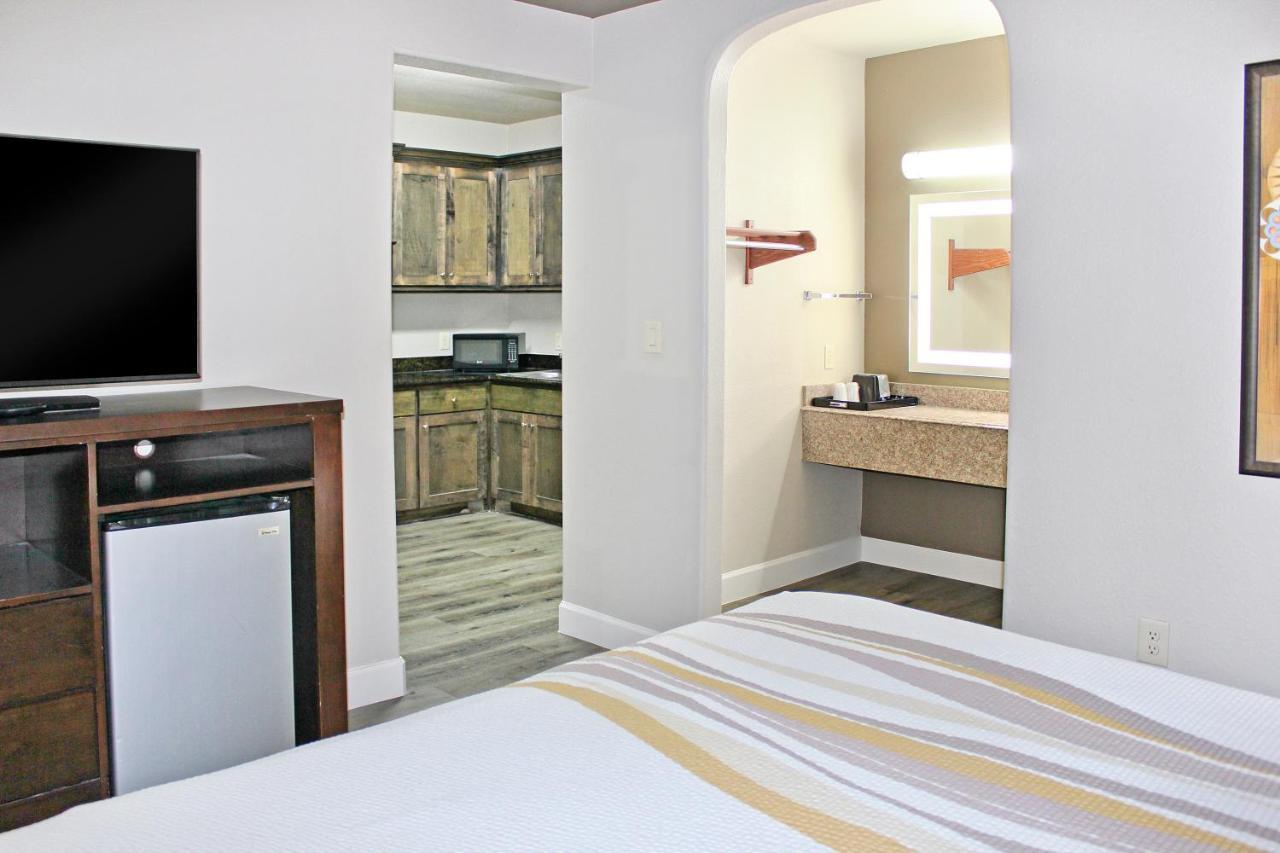 Palacio Royale Houston Nw At Beltway 8 Exterior foto